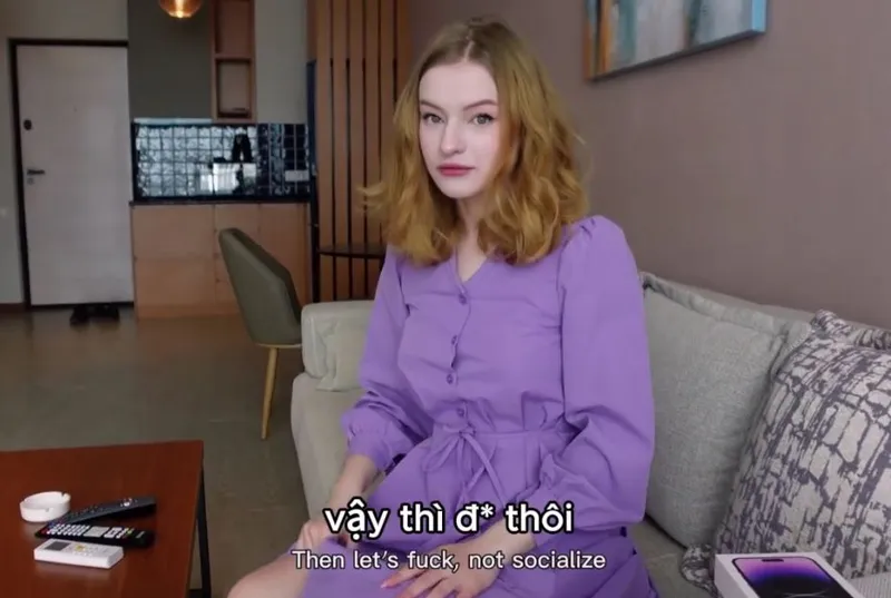 Em giáo đi dậy kèm đúng ngày nứng lồn